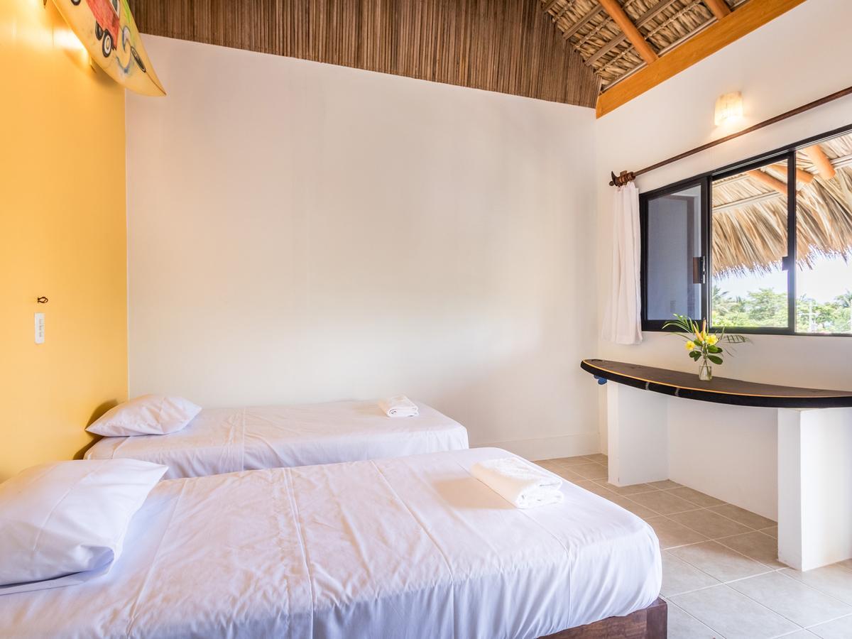 Auberge de jeunesse Experiencia Surf Camp à Brisas de Zicatela Extérieur photo