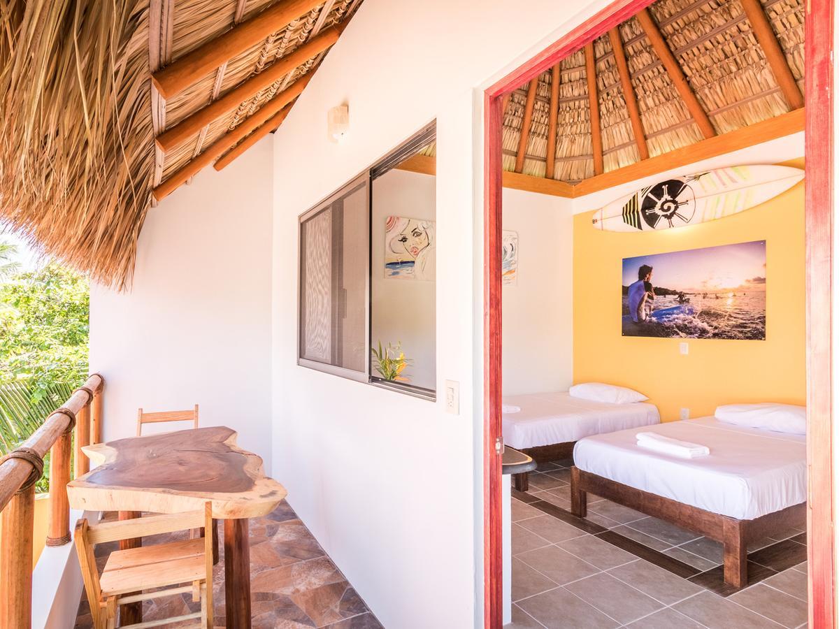 Auberge de jeunesse Experiencia Surf Camp à Brisas de Zicatela Extérieur photo