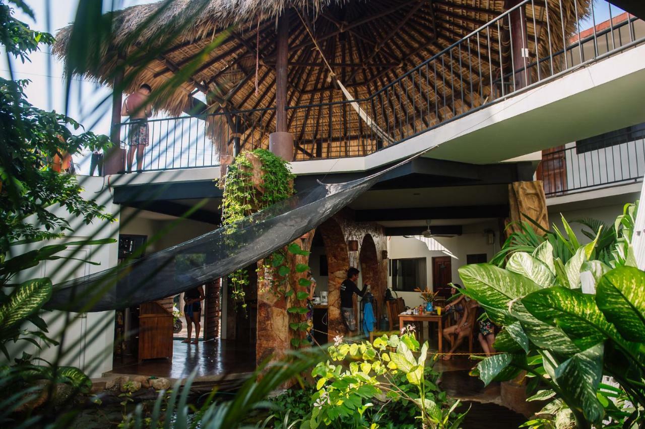 Auberge de jeunesse Experiencia Surf Camp à Brisas de Zicatela Extérieur photo